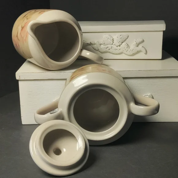 222 FIFTH CREAM & SUGAR⭐ - Picture 2 of 10